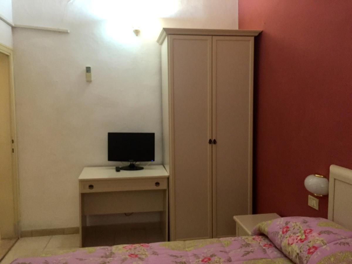 Albergo Ape Elbana Portoferraio Exteriér fotografie
